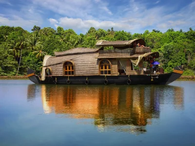 Kerala Houseboat & Jungle Safari Tour Package